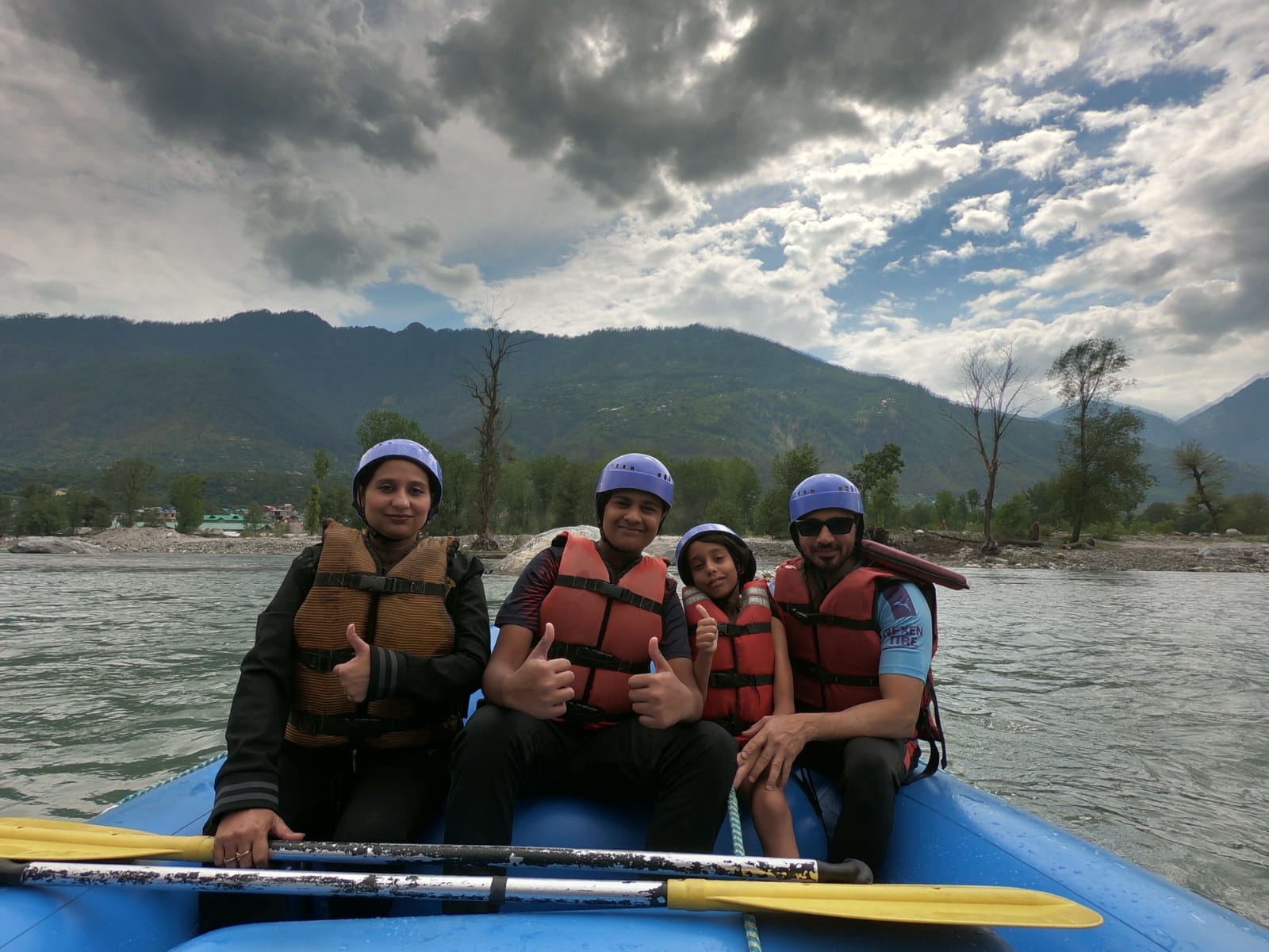 river rafting in Kullu